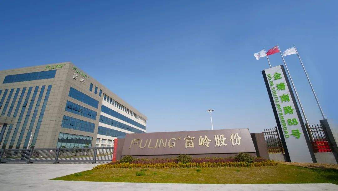 “新茶飲第三股”誕生！躲在背后的供應商們卻越來越難了