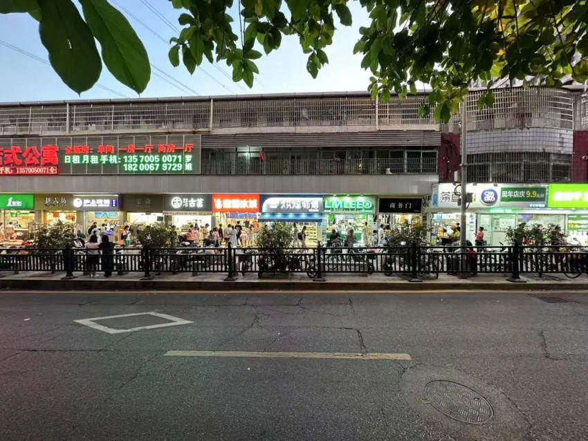 “小鎮奶茶”上市，市值超200億，創始人成百億富豪！